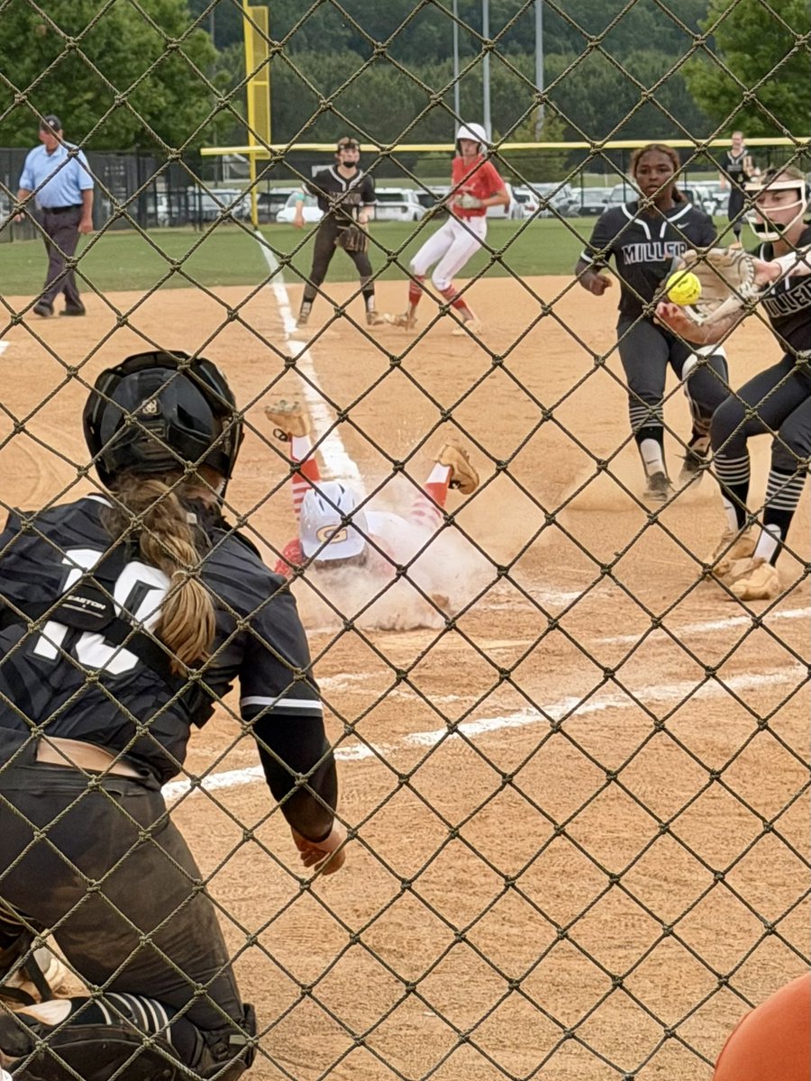 clwalden11's tweet photo. Had a good run at State. It didn’t turn out like we wanted, but we worked hard to get here. It was a great season. https://t.co/zUhuGJqC4m
