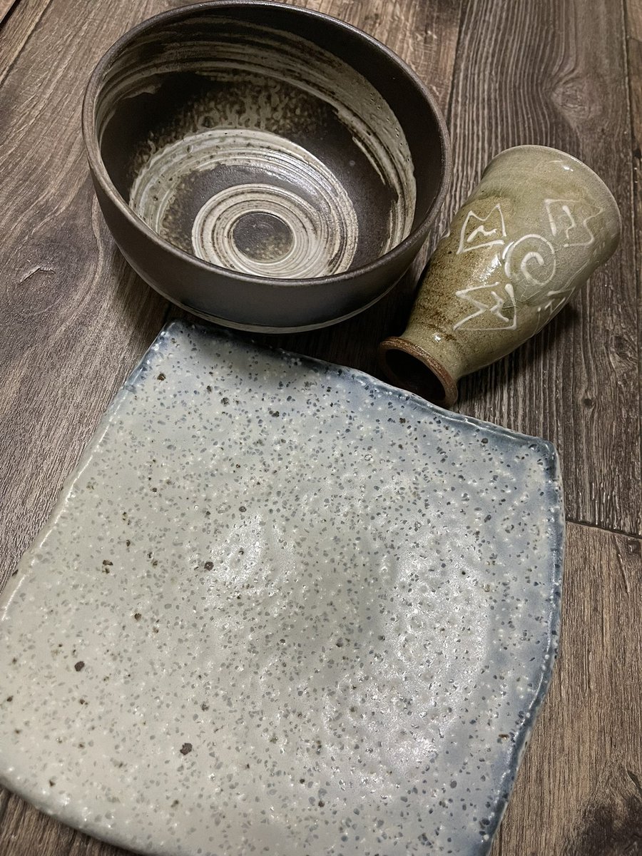 happyboy1187's tweet photo. 先日の陶器市で買った陶器達🐶🙌 https://t.co/Fpxgnch4Zr