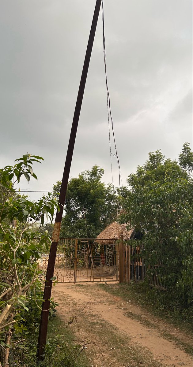 mp31811's tweet photo. @TPCentralOdisha @CMO_Odisha @SecyChief @IPR_Odisha @EnergyOdisha @OPTCL_Odisha @OPGC_ODISHA @TataPower @KVSinghDeo1 @GridcoOdisha It dies not look like that, we have raised a safety issue which has not been addressed since 3+ months, kindly have someone expedite this to ensure public safety as well as maintain the brand value. https://t.co/IDjNMdiFx7