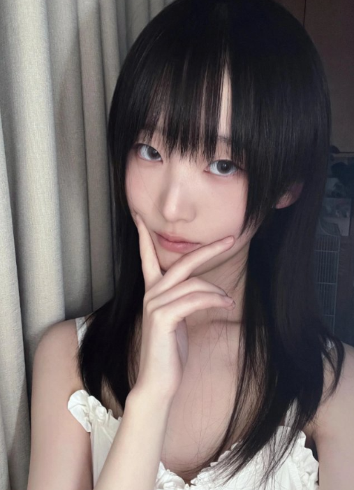 まな tweet media