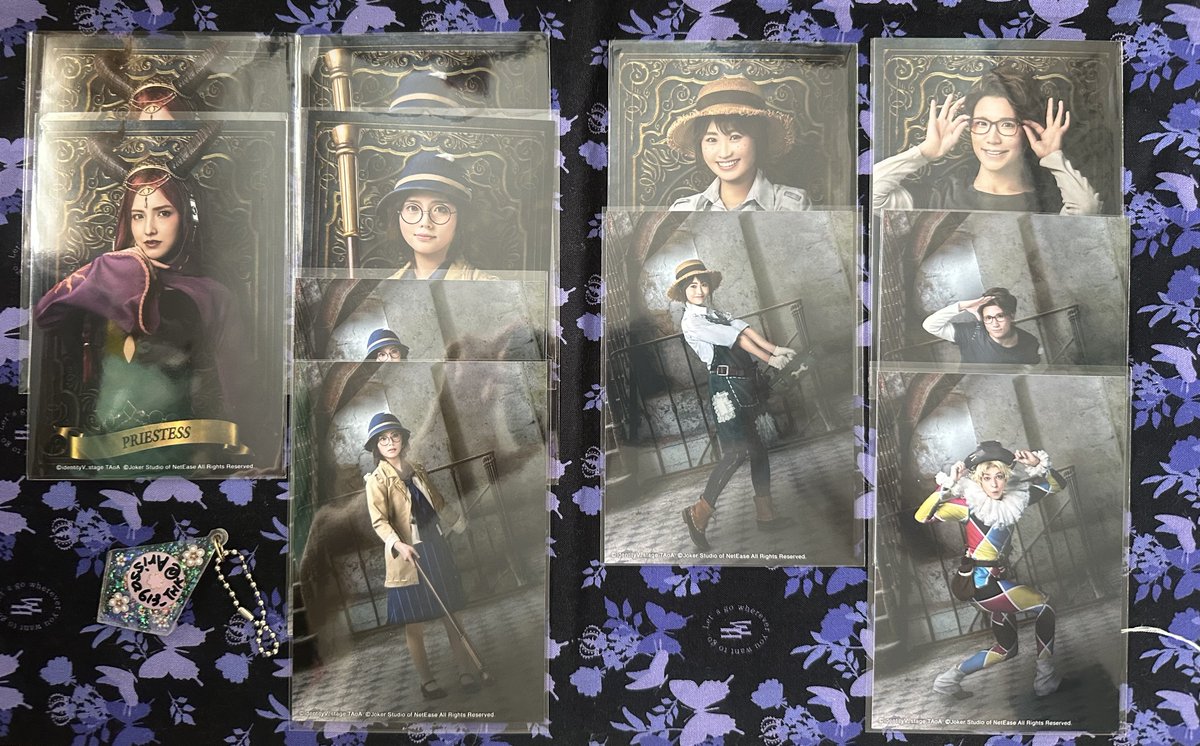 Arissa613_THK's tweet photo. 【交換】
第五人格 第五舞台 IdentityV Ep6  ててステ トレーディングブロマイド トレブロ

譲＊隠者￤ボンボン￤彫刻師￤写真家￤祭司￤心眼￤庭師￤幸運児￤曲芸師

求＊ 騎士(絵柄問わず) > 定価(1枚￥220) https://t.co/PiShxhna9d