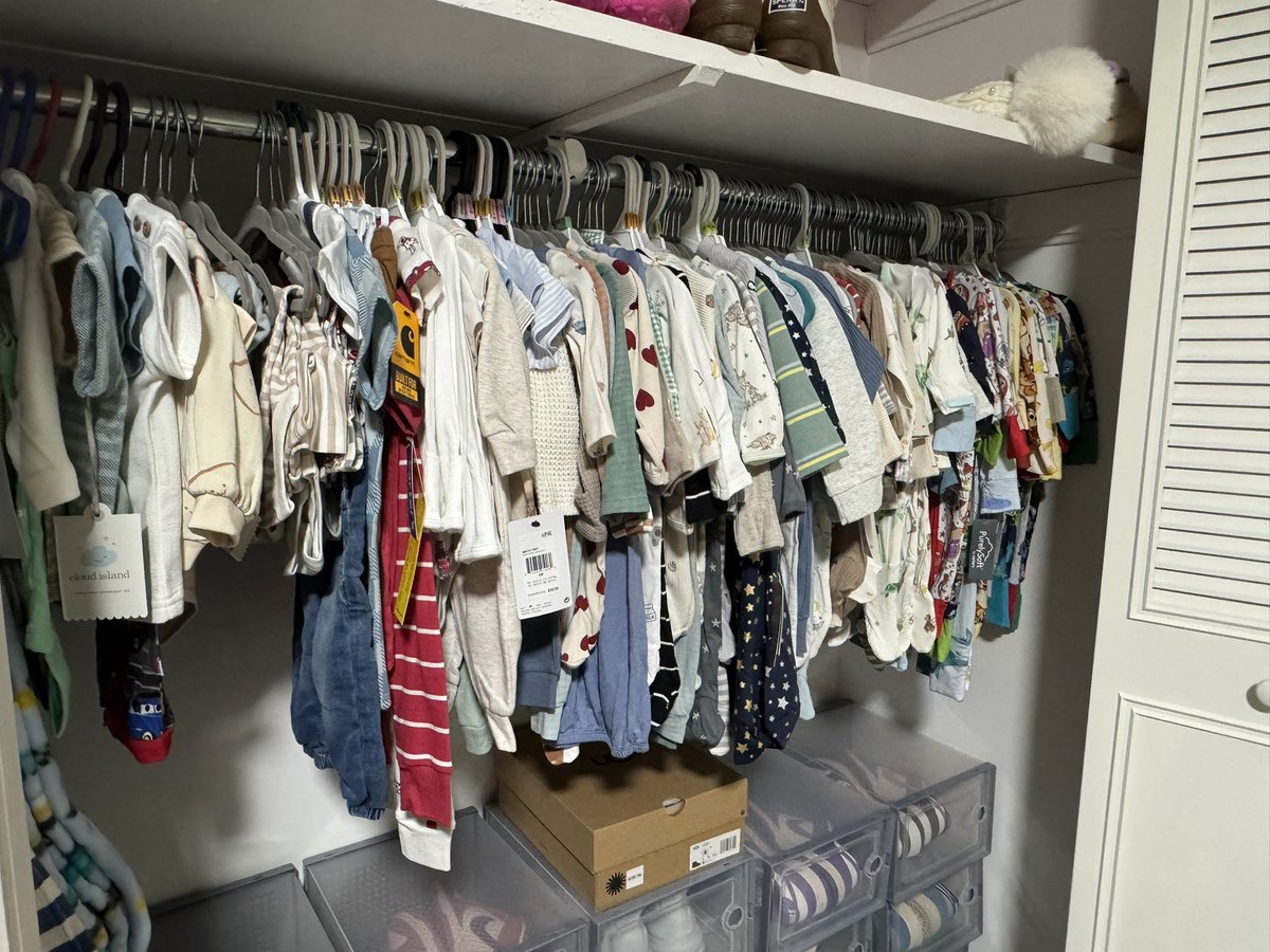 HalieRuss's tweet photo. Does my child have enough clothes? Absolutely. Am I going to buy more? Absolutely. https://t.co/pptp6nDvJW