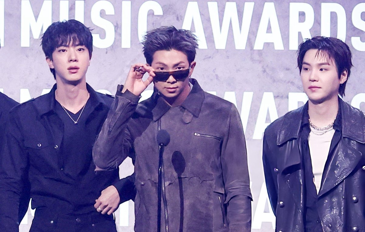 jin files tweet media
