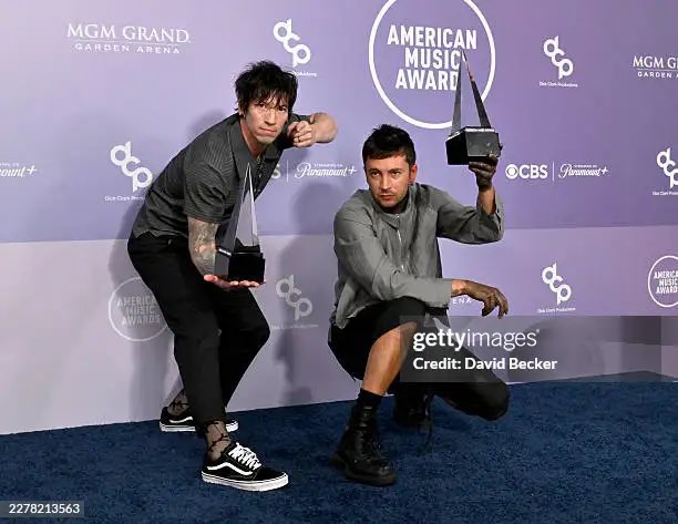 Clikkies Crave tweet media