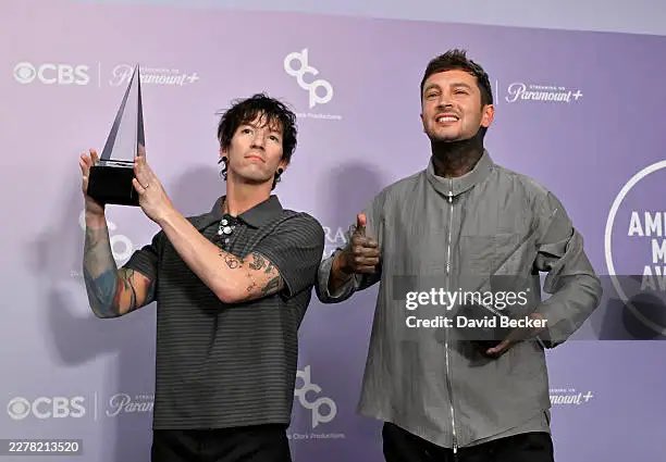 Clikkies Crave tweet media