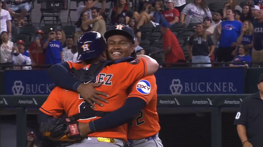 VanceLawrence's tweet photo. COMBINED NO-HITTER AGAINST THE RANGERS IN ARLINGTON THO!!!! #GoAstros!!!! https://t.co/thDO1dwCDW