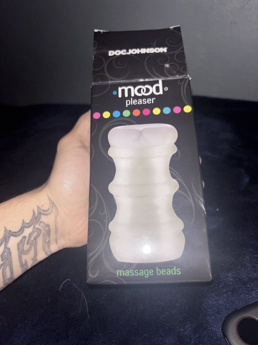 NrtQp07eotx's tweet photo. new buy let yall know how it is🤪 https://t.co/KRkLuzP8pc