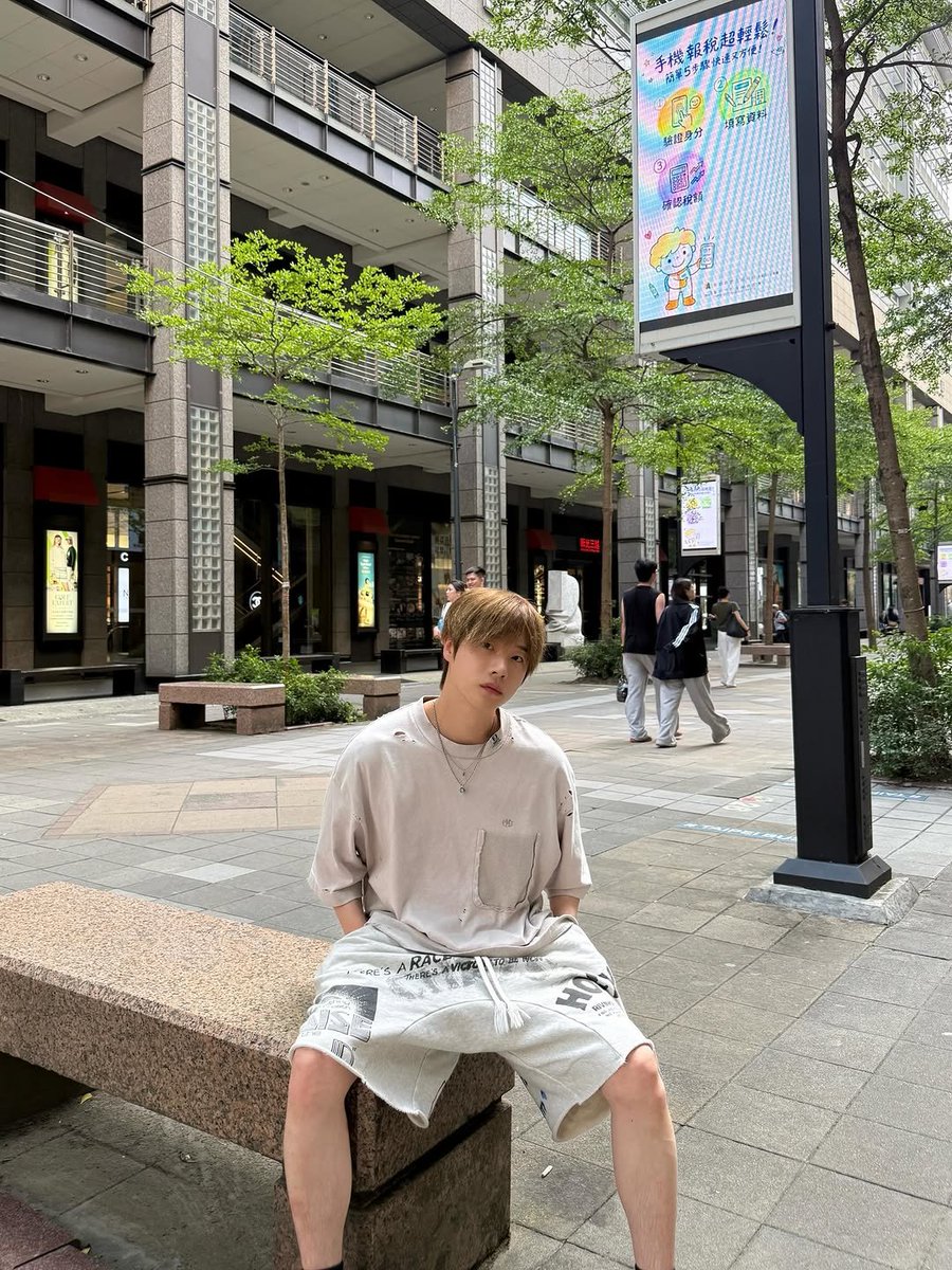 Always With Jinhwan tweet media