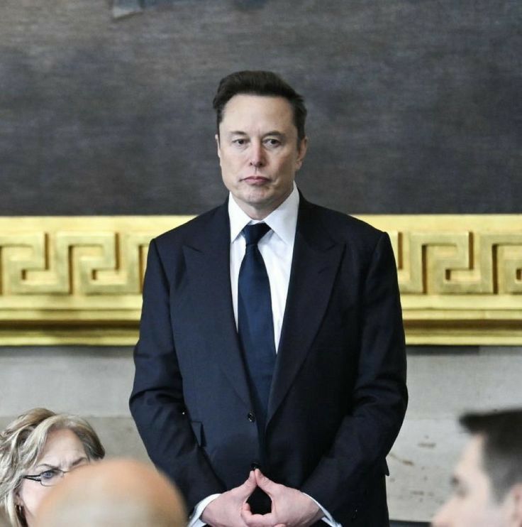 ElonScenario✨ tweet media