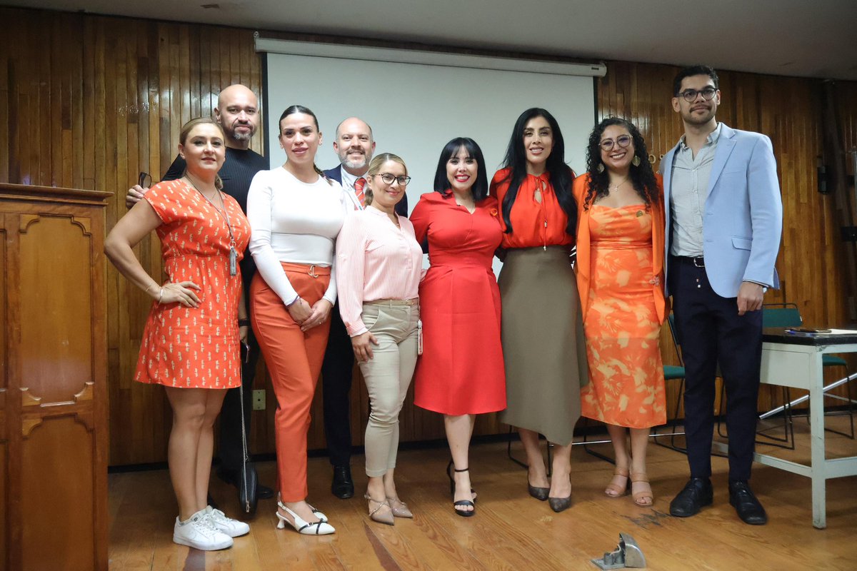 redjaliscomujer's tweet photo. Como ya es costumbre los días 25 de cada mes es nuestro día naranja, día en contra de la violencia en contra de la mujer. 
Conmemoramos este día con un gran foro en la UMF51 de la mano de grandes ponentes: la Dra. Marta Estela Arizmendi y el Mtro. Juan Manuel Jiménez. https://t.co/holZbRddds