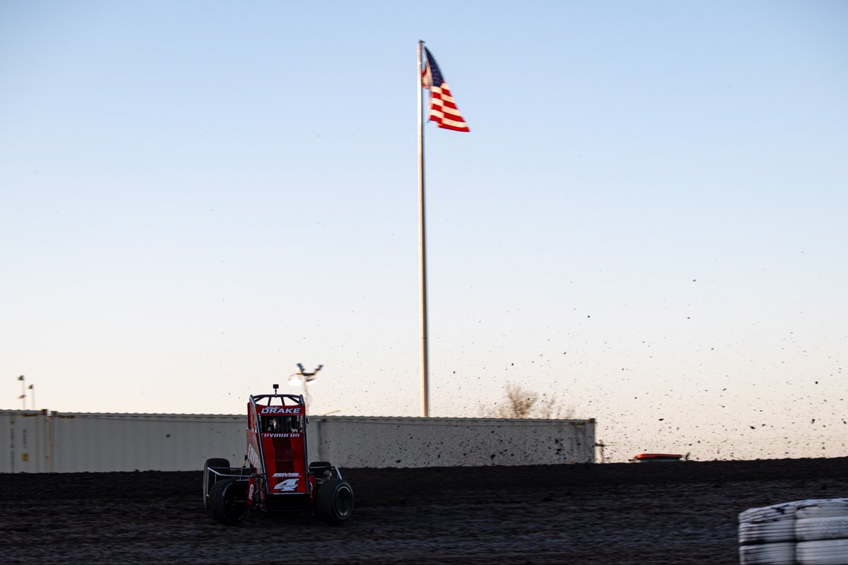 POWRi_Racing's tweet photo. On Memorial Day, we honor those who made the ultimate sacrifice for our nation and remember the reason for this holiday.

Today, and every day, we are grateful. https://t.co/ZkYHv8pLa6