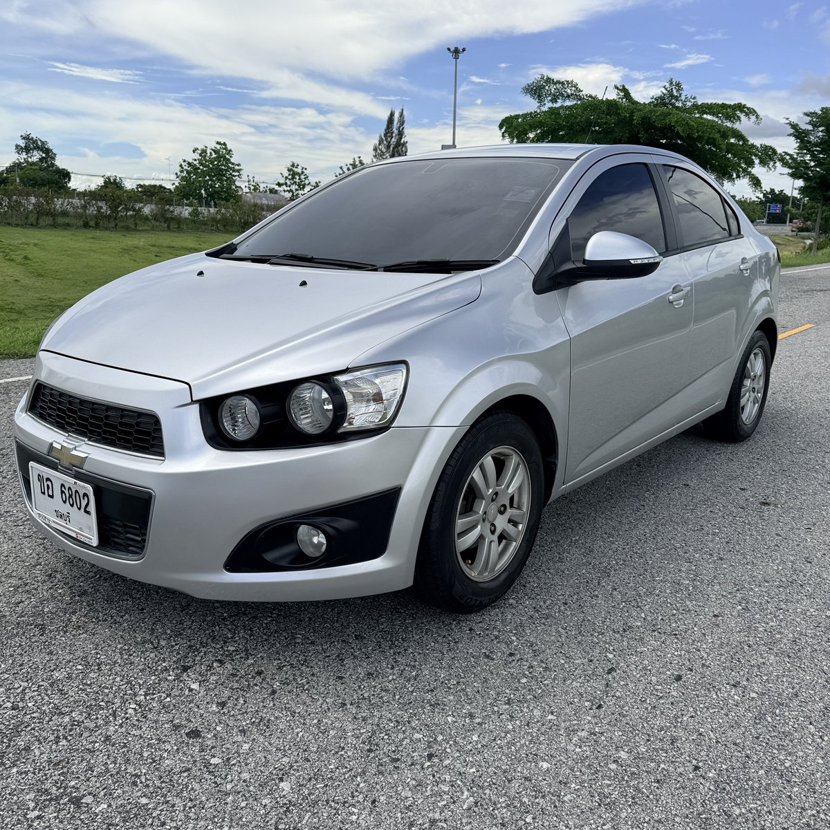 AutocarsPaul's tweet photo. CHEVROLET SONIC LT AUTO 2015
❇️น็อตไม่ขยับ ไม่เคยชน ไม่เคยแก็ส
✅ภายในสะอาด ไมล์แท้9หมื่นโล
❇️ประหยัดน้ำมัน มีรับประกันรถ
✅เล่มรถสวย พร้อมโอน

🔥สดเพียง 98,000 ฿🔥🎉
#รถมือสองราคาถูก #รถสวยพร้อมใช้
#พอลออโต้คาร์ชลบุรี
@พอลออโต้คาร์ #โทร0642569959 https://t.co/pIKuYVJz5T