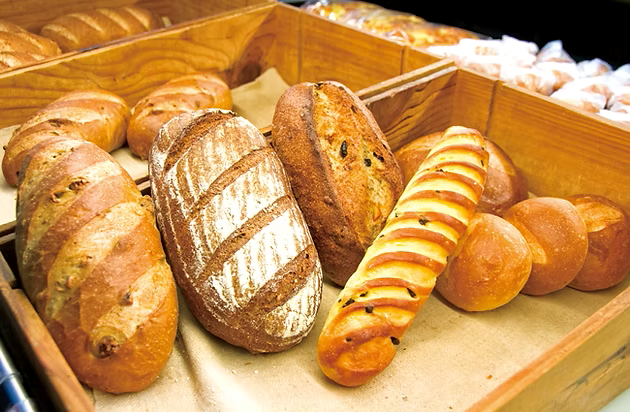 ibanavi's tweet photo. 🥐第6回つくばパンまつり🍞
つくばセンター広場で「＃つくばパンまつり」が開催❣
県内外のパン屋が多数出店し、美味しいパンを皆さんにお届け！その他にも、コーヒー・キッチンカー・ワークショップなど美味い＆楽しいが盛り沢山✨
＃つくば　

■5/30(土)・31(日)

▶https://t.co/NRWcxNYFVS https://t.co/6T7KsYBbRd