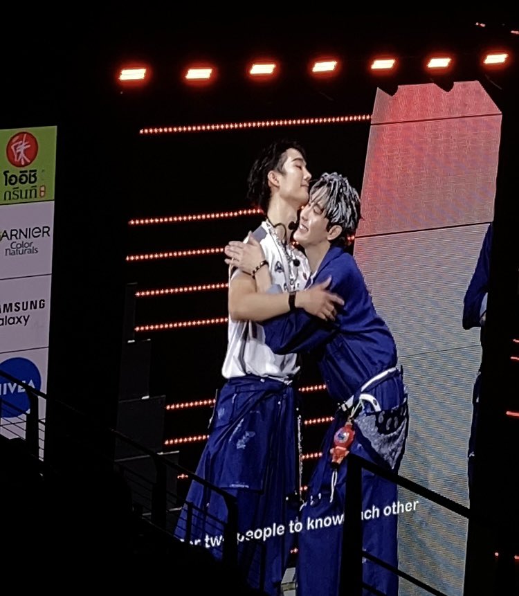 myb00kies's tweet photo. โคตรดี รักพวกแกว่ะ #RecapForceBookLOL26 https://t.co/G0YRvntxne