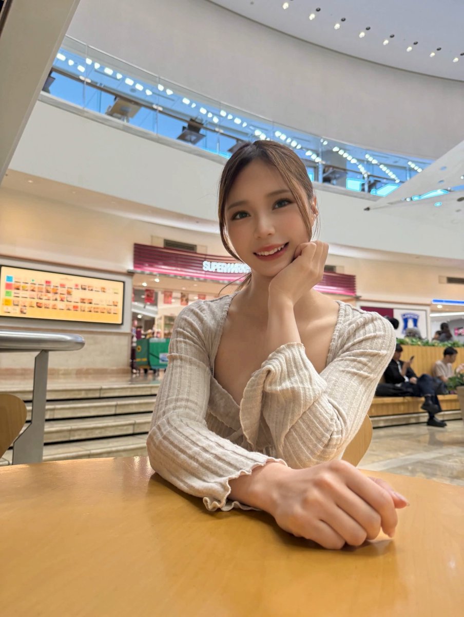 かな🍒 tweet media