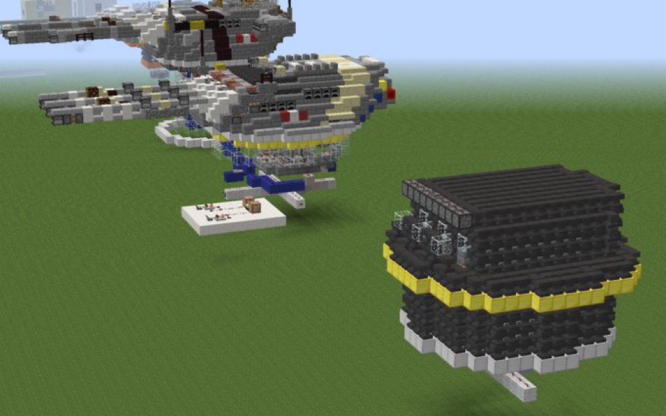 Yunagi_Freight's tweet photo. なんか倫理観を捨て去ってる装置が近年Minecraftで増殖してる…

と思ったけどTNTキャノンの威力試験に村を多用していた自分が言えたことではないっすね。 https://t.co/C2pilDSmON