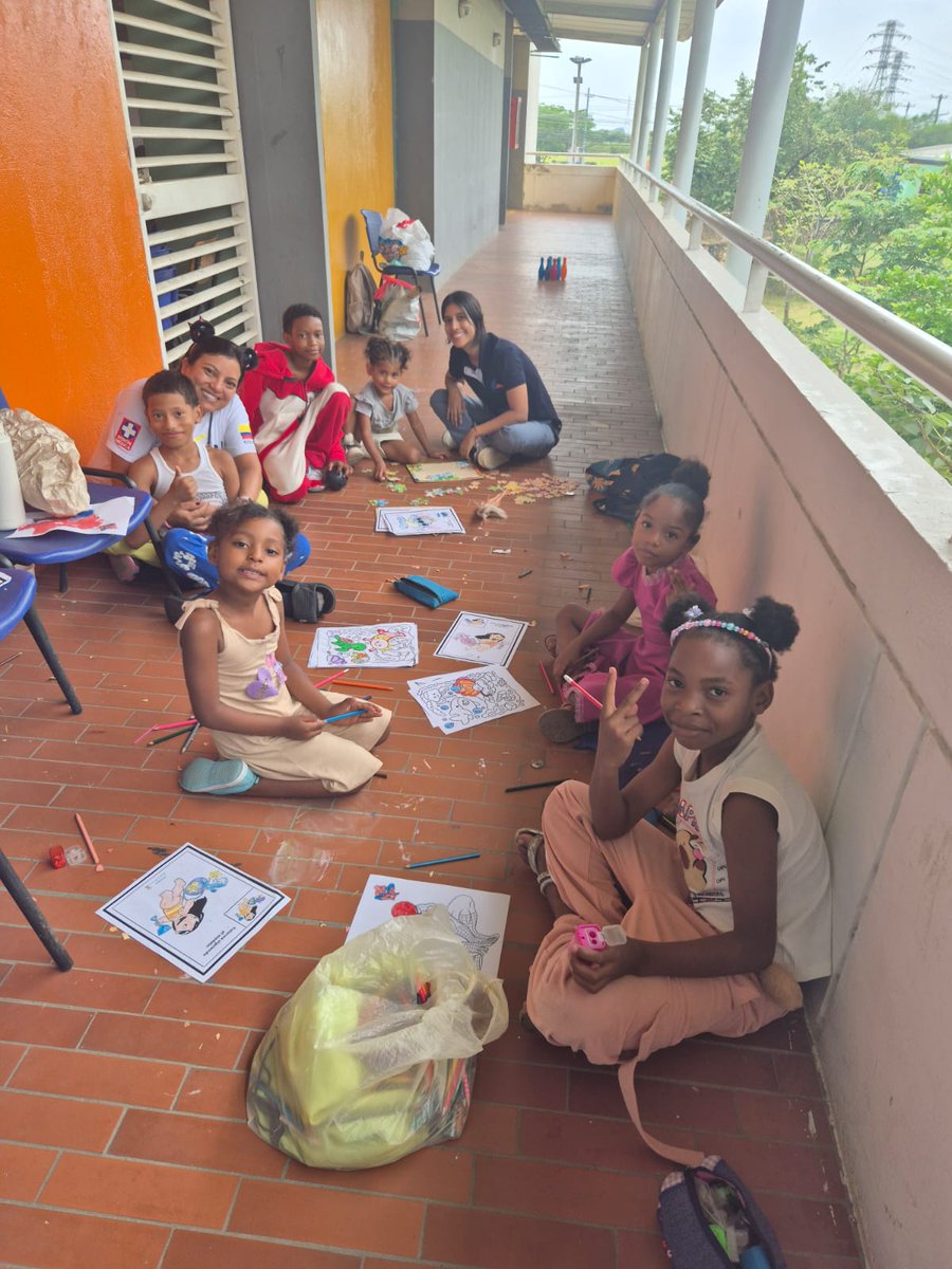 FunAlianzaS's tweet photo. 💙 Llegar a los territorios con servicios de salud genera un gran impacto social y comunitario.
Gracias a la alianza con Misión País llevamos: 🩺 medicina general y especializada, 💪 fisioterapia y 💊 entrega gratuita de medicamentos. https://t.co/mMN9vfrDu0