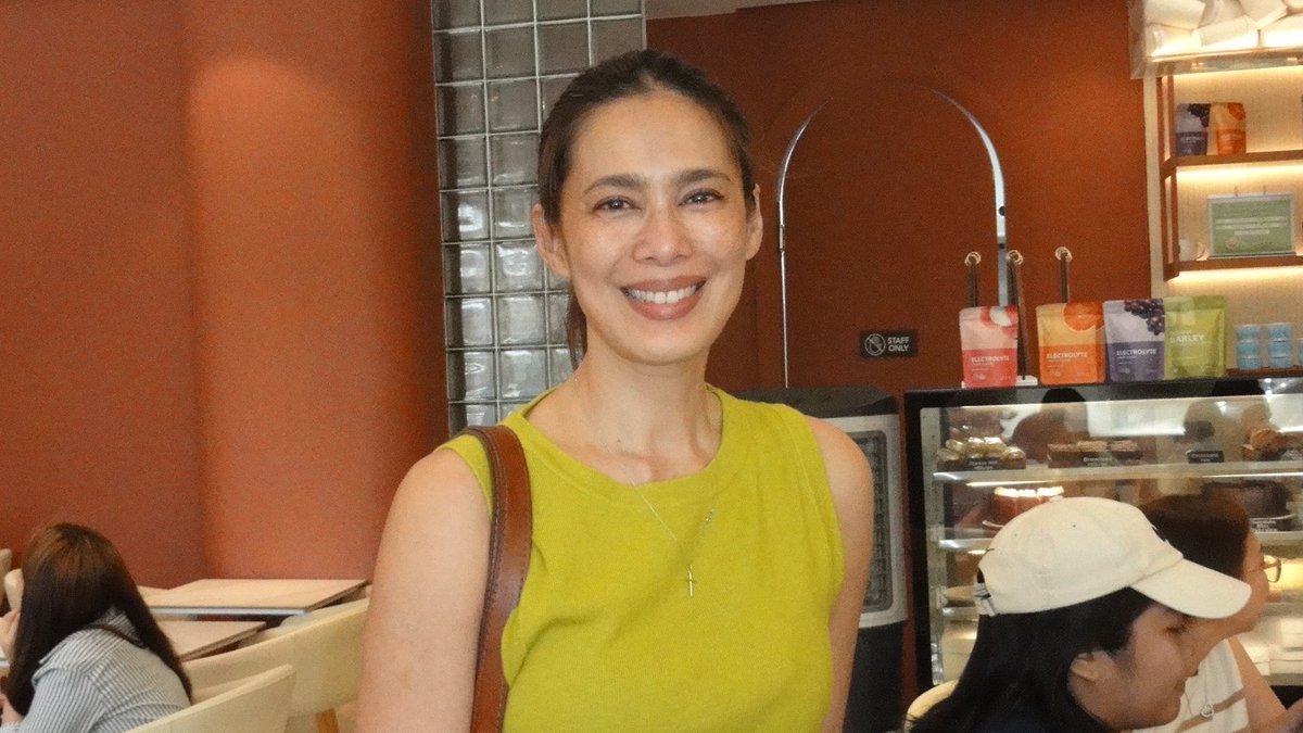 SAPPHICHARK's tweet photo. sarap ng kape lalo na kung si angel aquino yung barista. https://t.co/VDbxmXW6f5