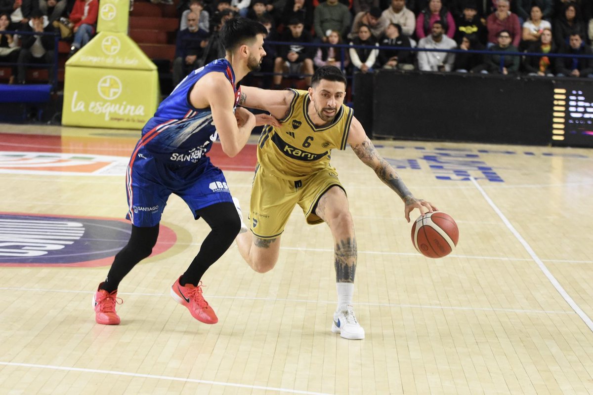 Pickandrollweb's tweet photo. Quimsa volvió a imponer su casa y su jerarquía en una semifinal que ya se juega con pulso de final: derrotó a Boca 91-78 en Santiago del Estero, se puso 2-0 en la serie al mejor de cinco y viajará a Buenos Aires con una ventaja grande.

https://t.co/iER5kMI8rY https://t.co/D4OgkSj6H6