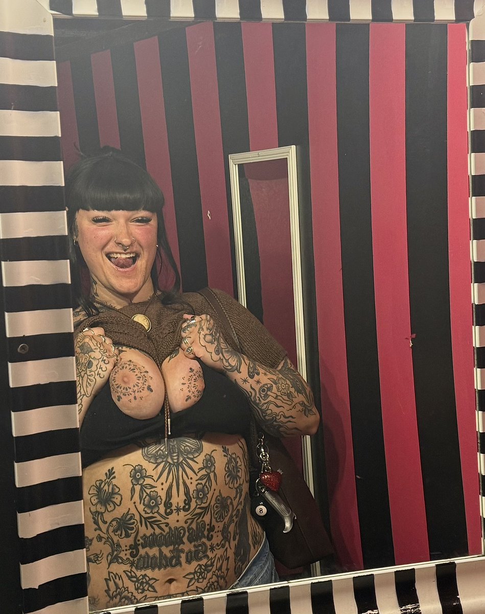 honky tonk angel tweet media