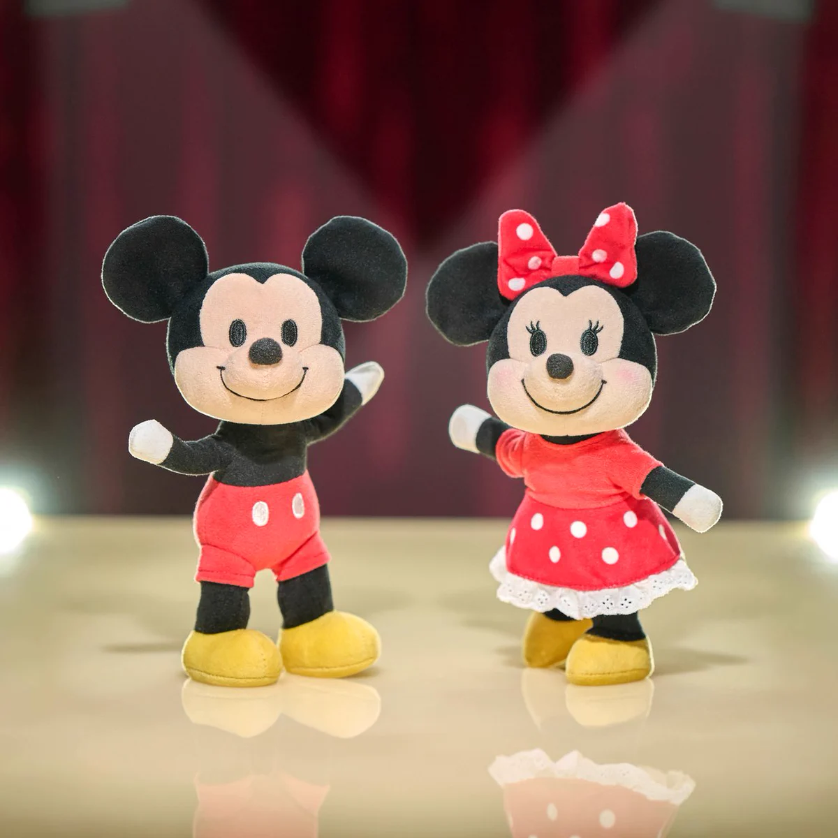 ディズニー ぬいもーず コスチュームセット ディズニーストア公式 on X: 