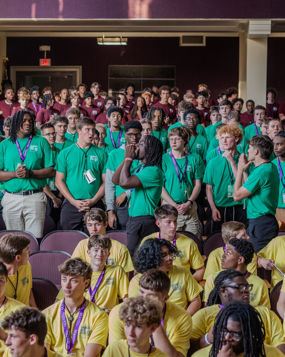 ARBoysState's tweet photo. Tonight, on Memorial Day, our delegates spent the evening with the veterans who built this program and the country it serves. 

To every Legionnaire who joined us tonight: thank you for your service, and thank you for investing in the next generation of leaders. https://t.co/LnQFBYi8b1