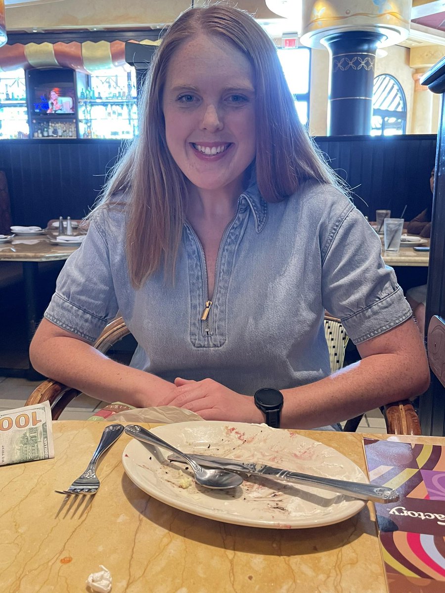 OnTheMicrophone's tweet photo. Celebrated my daughter's birthday - after running this morning - at The Cheesecake Factory.

Incredible, accomplished young woman.

Her birthday gift was her entry fee for the BMW Dallas Marathon in Dallas.  It will be marathon #7 for her. https://t.co/RkZdIygnLC