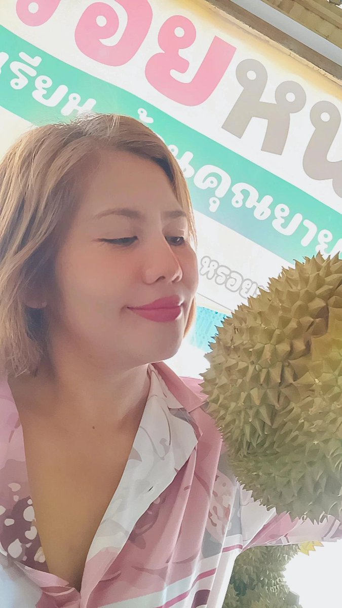 num_cha428 (นุ้ยชา) tweet media