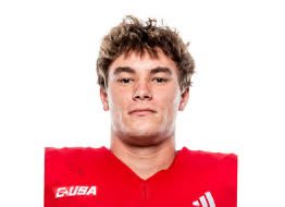TheCUSACentel's tweet photo. #BREAKING: An OnlyFans model claims Jax State quarterback Caden Creel offered his entire NIL package in exchange for taking her virginity.

The model says she declined the offer and was later ghosted:

“I can say he plays quarterback at Jax State… I don’t want to ruin anyone’s career.”