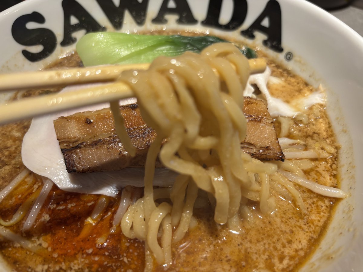 ToshiakiNishio's tweet photo. 今日も大阪堂島で研修
早めの昼メシは予告通り
『澤田の担々麺』辛さ2、シビカラ3
リゾットライスで〆😋👍
#大阪 #堂島 #シビカラ担々麺 #SAWADA https://t.co/58VvfIZefy