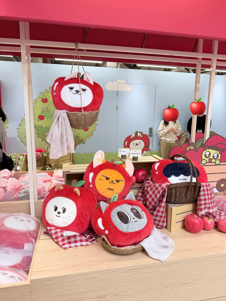 churr913's tweet photo. 애플바투 기여워엉🍎 https://t.co/LqrZ58GoR8