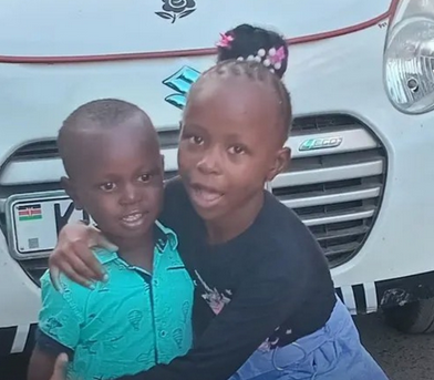 MajimajiKenya's tweet photo. “I got mine an irremovable bracelet with a hidden tracker and a name tag 😢”
Parents have hidden trackers on their children due to rising cases of child disappearance. Would you consider having one? #Brekko

8 yr old Anastasia and her 4 yr old bro Zanel are missing since May 13. https://t.co/2EiOi7KN7M