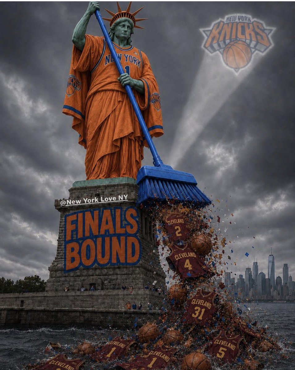 femcop83's tweet photo. So proud of my Dogz !!! 🧡🎉🏀💙💃🏻 https://t.co/8bQvQqkhBI