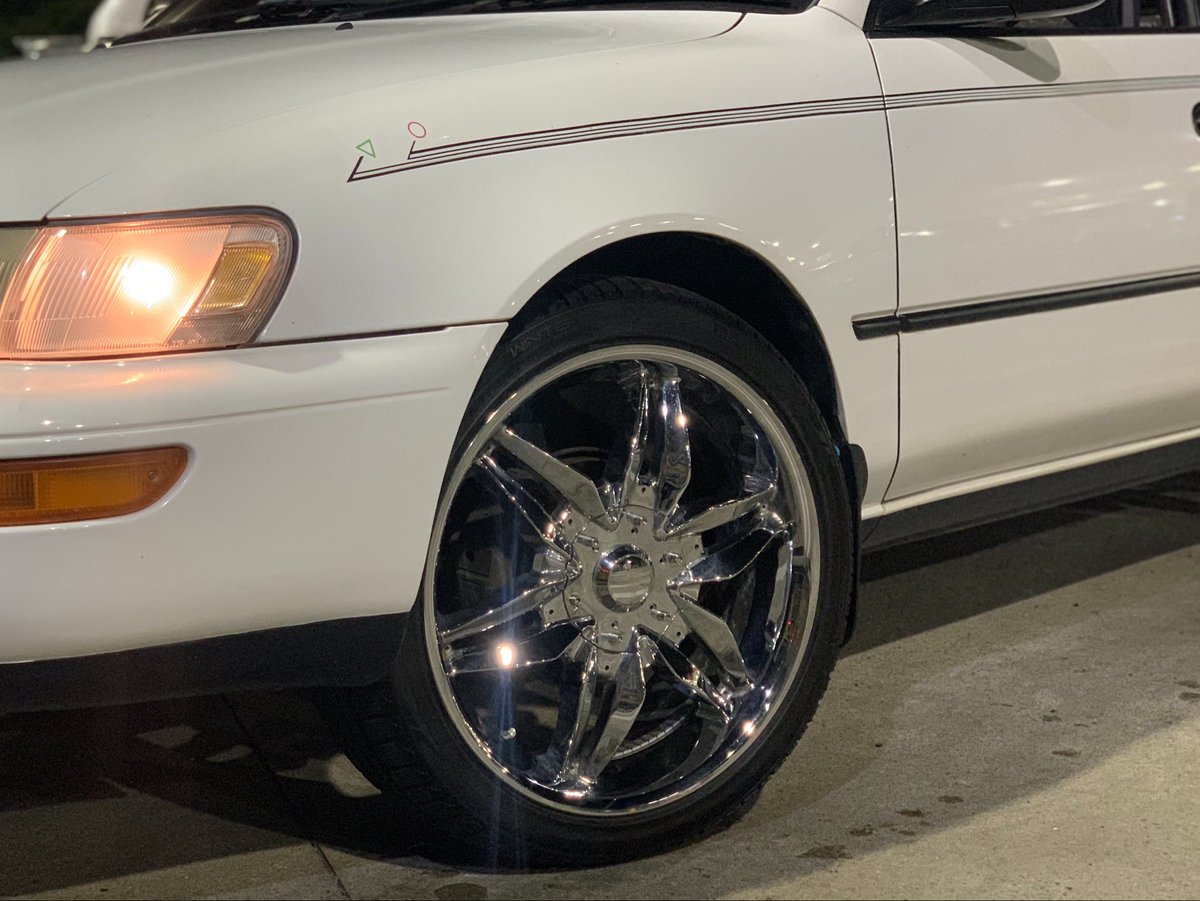 chi__he__'s tweet photo. NEW wheel 
AKUZA 824 (18inc)

我慢できないので発表
次の北米仕様はこいつを主軸に物語作っていきたいと思います！
お披露目はkdayになるかと思いますがお楽しみにっ https://t.co/SGvbVhCCYT