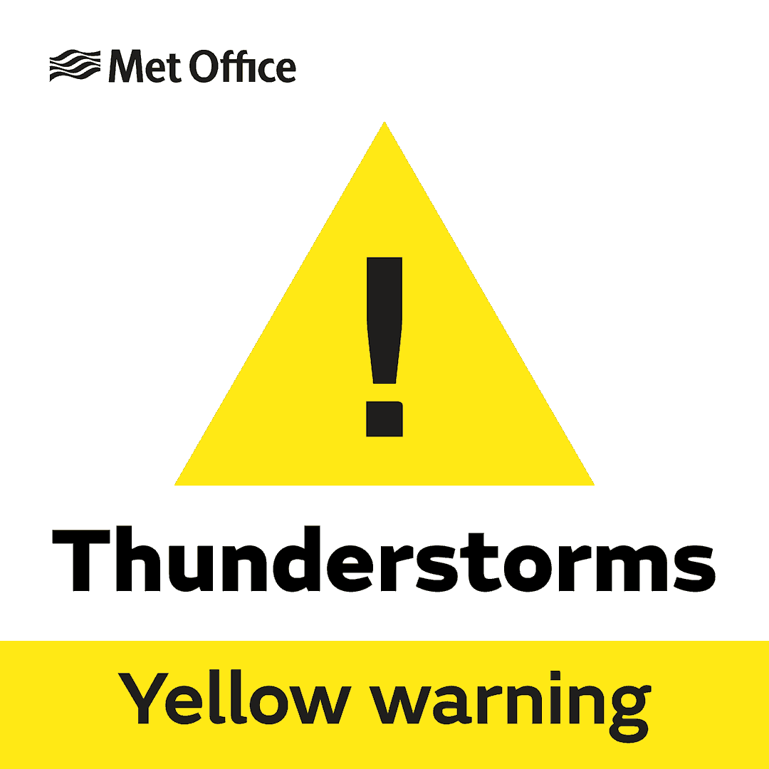 metofficeWMids's tweet photo. Yellow warning of thunderstorm affecting West Midlands https://t.co/cC4YpvKaNf https://t.co/68F80sozfg