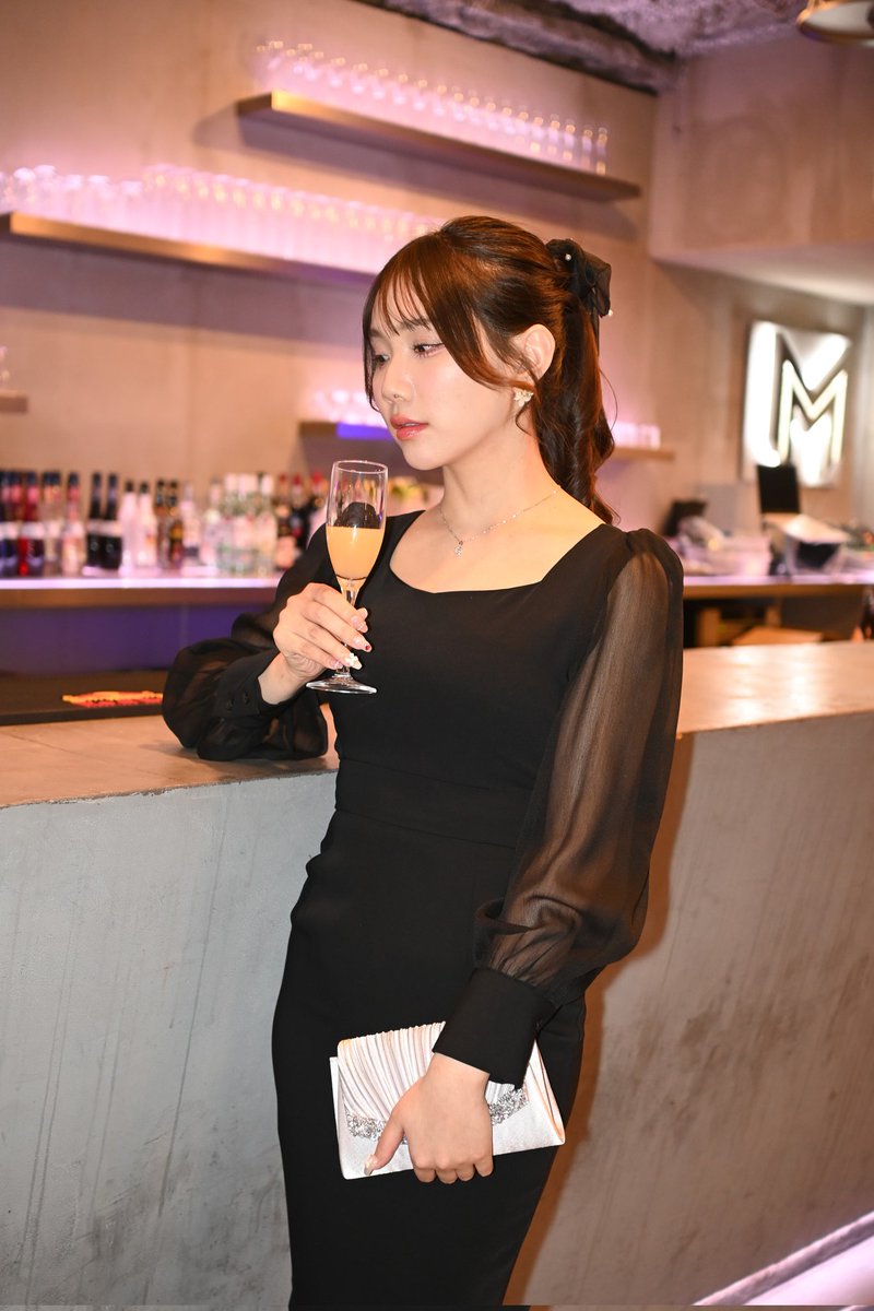 ___mai03's tweet photo. Bar https://t.co/PqDcGKBsmb