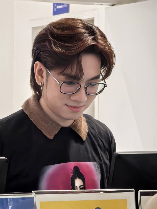 JMBalladears's tweet photo. @JM_jmdc serving face card 😍
#JMDelaCerna https://t.co/cKTxZXhDOo