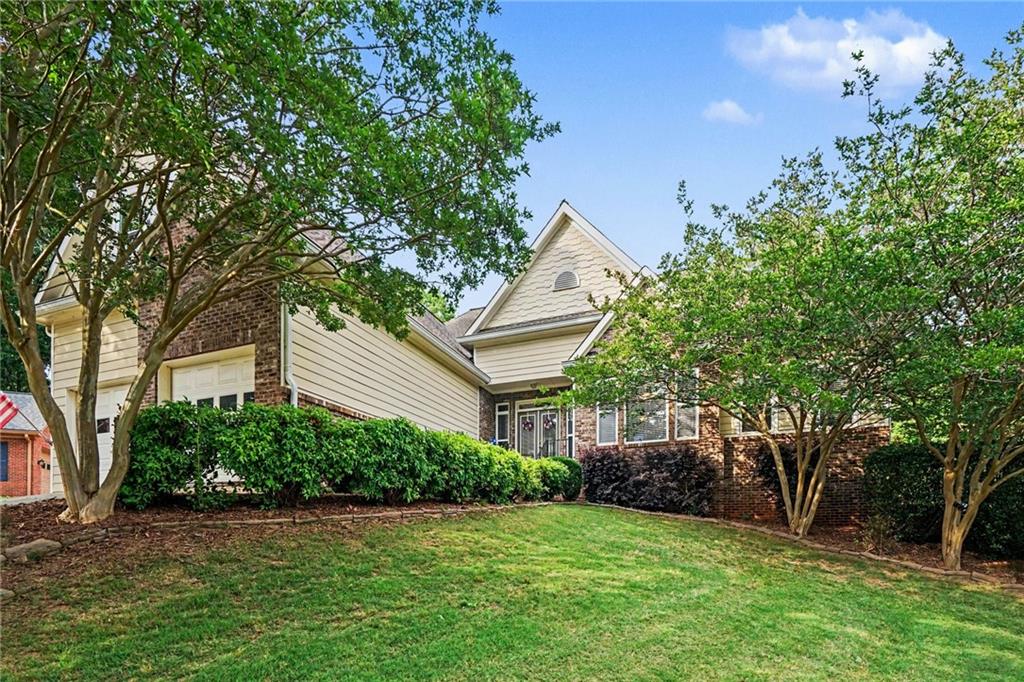 JHugginsRealtor's tweet photo. 🏡 ACTIVE | 📍 7780 Leeward Cove Court, Cumming, GA 30041
💲 700,000 |  🛏  6 bed  🛁  4 bath

https://t.co/vDhFwYTzbH https://t.co/unndhHNnNK