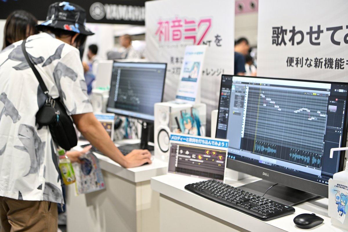 magicalmirai's tweet photo. 🫧このあと🫧
初音ミク「マジカルミライ 2026」ライブチケットのチケットぴあ先行が、このあと【6月12日(金)正午】より開始🌻

対象は、指定席、着席指定席！
※企画展チケットはセットになっておりませんのでご注意ください
※WEB受付のみとなります。お申込み時にチケットぴあ会員登録（無料）が必要です。

🔽お申込みはコチラから
https://t.co/8xPBQnJYEN

※写真は前回開催時のものです

#マジカルミライ2026 #初音ミク #鏡音リン #鏡音レン #巡音ルカ #MEIKO #KAITO