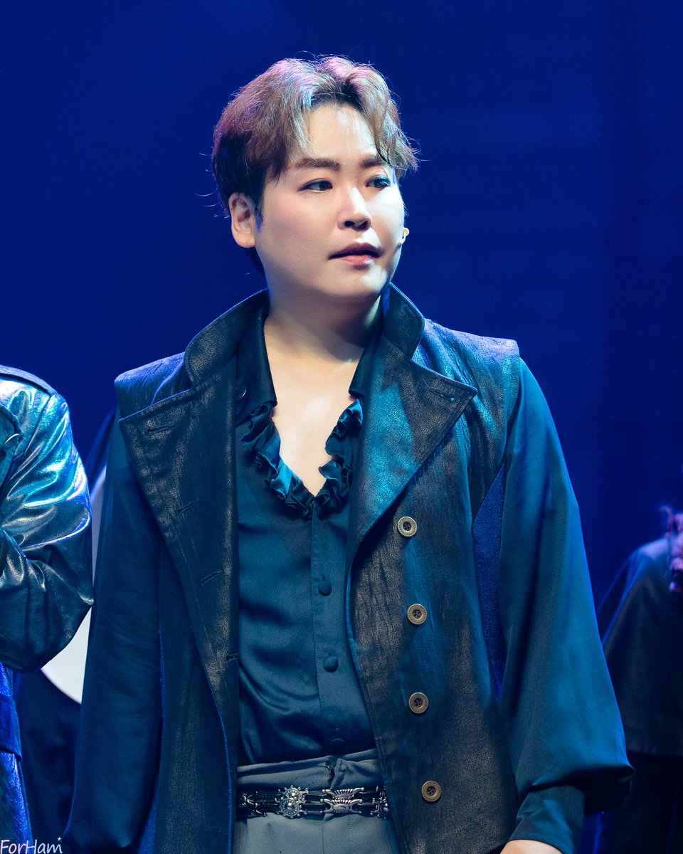 포햄 tweet media