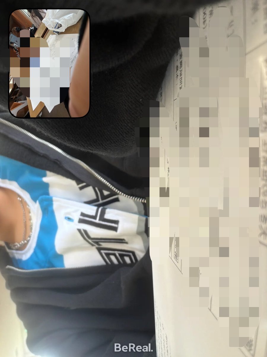 な tweet media