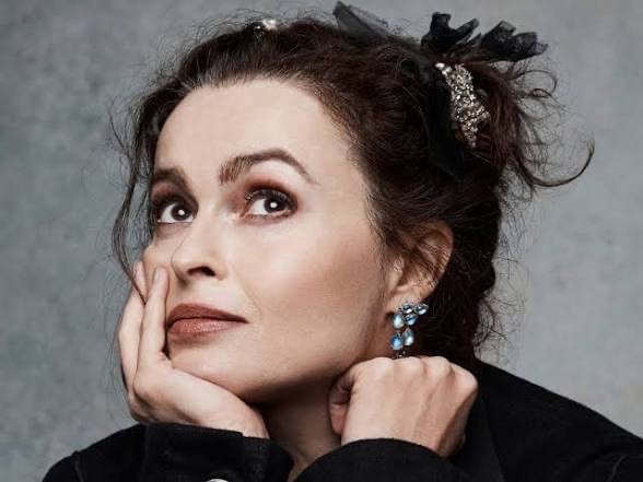 FXMC1957's tweet photo. 26 May 1966. Helena Bonham Carter was born in London. She’s best known for her roles in period drama films including A Room with a View, Lady Jane, The King’s Speech, Howards End and Mary Shelley's Frankenstein. She also appeared in the Harry Potter series as Bellatrix Lestrange. https://t.co/QsyOotfjQN