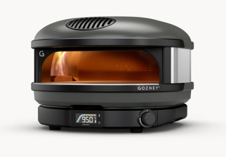 acehardwarejp's tweet photo. Gozney Arc 液体プロパン式屋外用ピザオーブン オフブラック (GAPOBUS1425) 伝統的な薪窯の炎を再現し60秒以内にレストラン品質の14インチピザを簡単に創れます。購入はこちらhttps://t.co/rCtxtdvS3K 商品はロサンゼルスから航空便でお届けします。
#ピザ
#pizza
#Gozney
#キャンプ
#BBQSeason 
#料理 https://t.co/RK8pRYZKBD