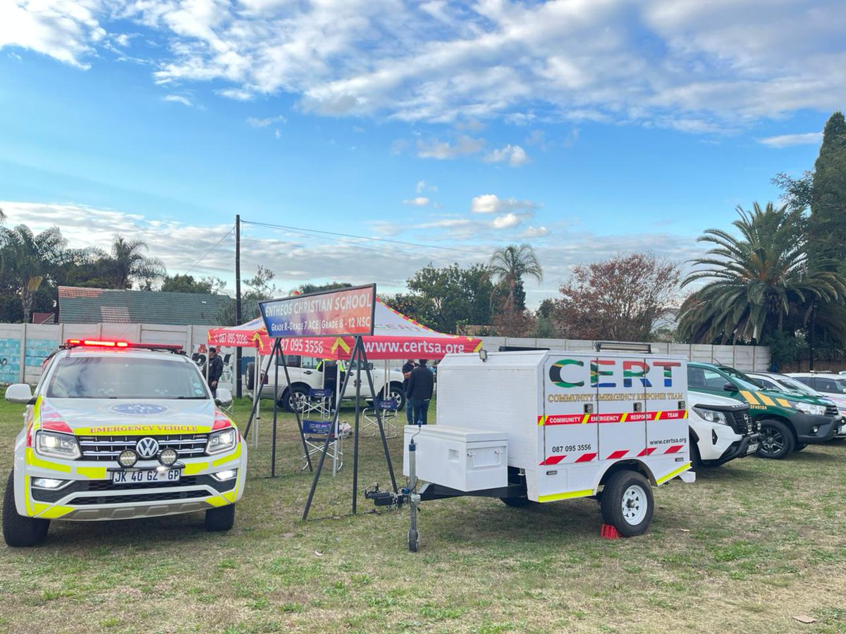 Fidelity_Secure's tweet photo. Fidelity #SecureFire joined various emergency services during a visibility stand-off in Centurion, showcasing emergency response capabilities and engaging directly with the community.
The event provided an excellent opportunity for emergency services to unite, interact with residents, and promote important safety awareness initiatives while reinforcing our shared commitment to protecting lives and property.