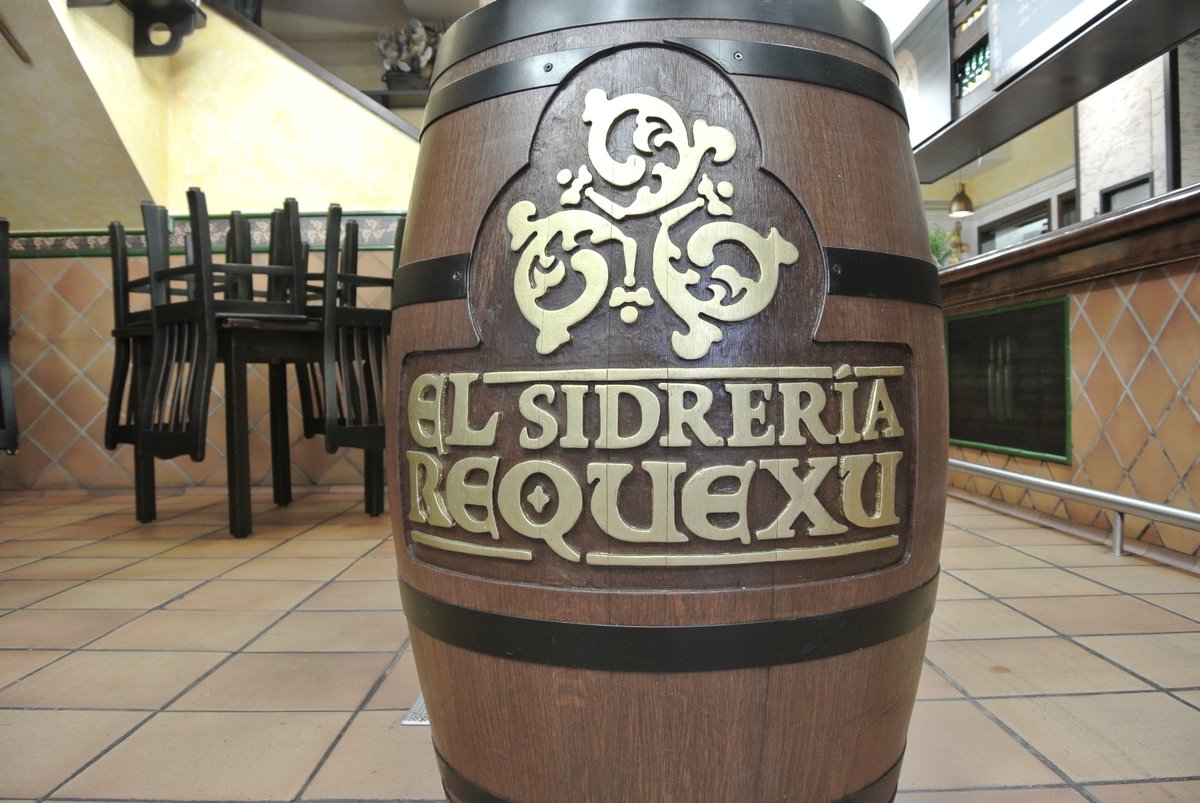 Sidrería El Requexu tweet media
