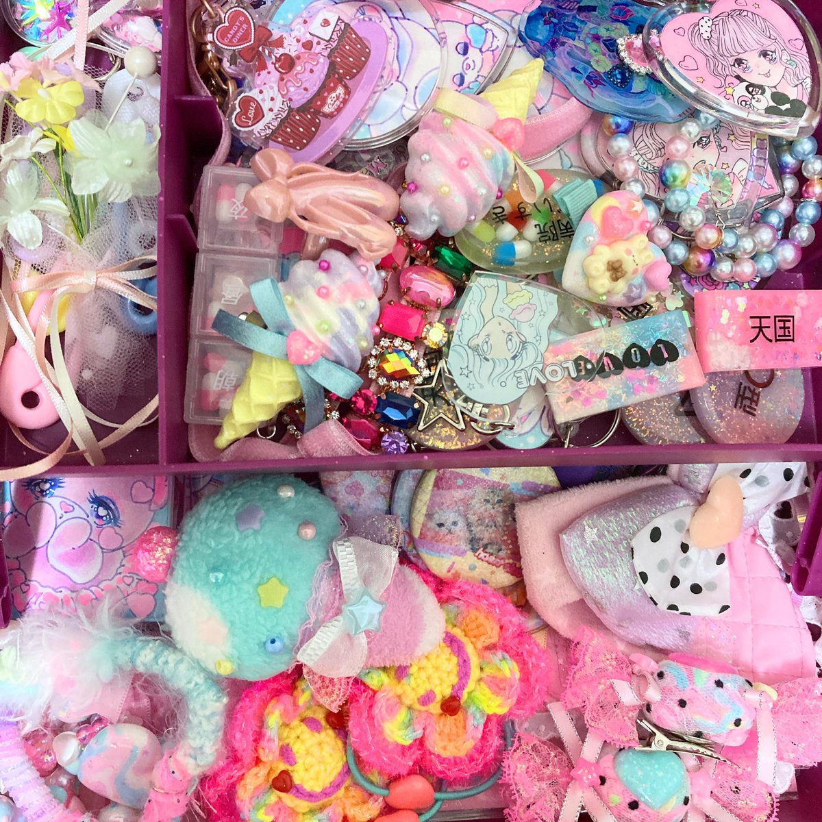 utopia0007's tweet photo. 宝箱の中身❤️🌸 https://t.co/ORh63R4MLN