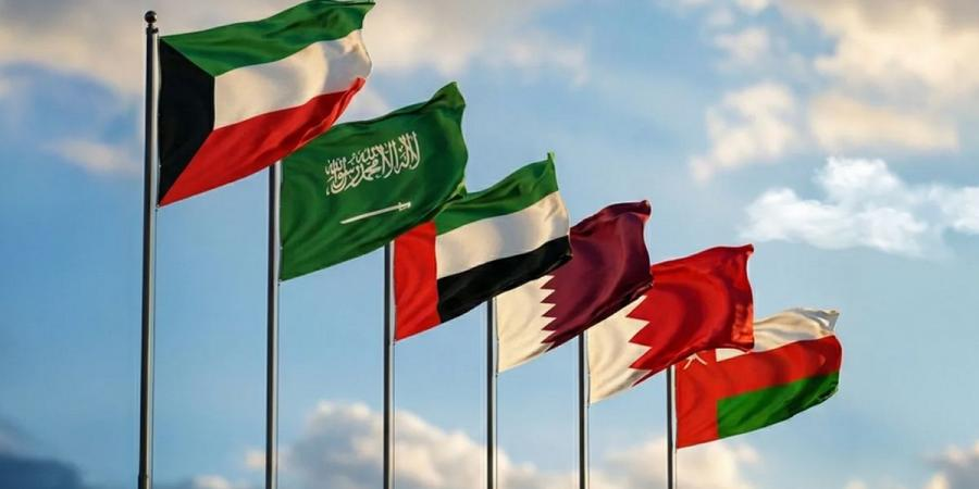 KuwaitAtta's tweet photo. 45 عاماً من الإنجازات والتعاون الخليجي المشترك والكويت تؤكد استمرارها في العمل مع الأشقاء لتعزيز التكامل وترسيخ الشراكة الخليجية نحو مستقبل أكثر نمواً واستقراراً https://t.co/ySNcF58JyD