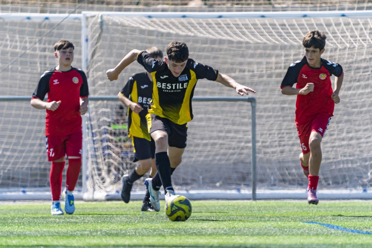 cdroda's tweet photo. GALERÍA 📸 | INFANTIL C - CF Rafalafena

Consulta las mejores imágenes aquí 👉 https://t.co/RSwXtvgfVL

#CDRoda #SomRoda https://t.co/xyjiUsz8SN
