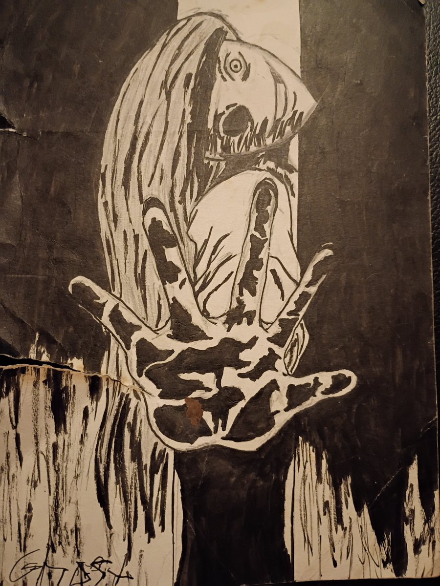 FreedomGhostVT's tweet photo. 👻 First art dump in forever,  decided to come back with some of my horror pieces and a few favorites. It's been years since I posted my own drawings. Nervous ghost hours, but here we go. #HorrorArt,#MacabreArt #Drifters https://t.co/oLWEbZ4vp5