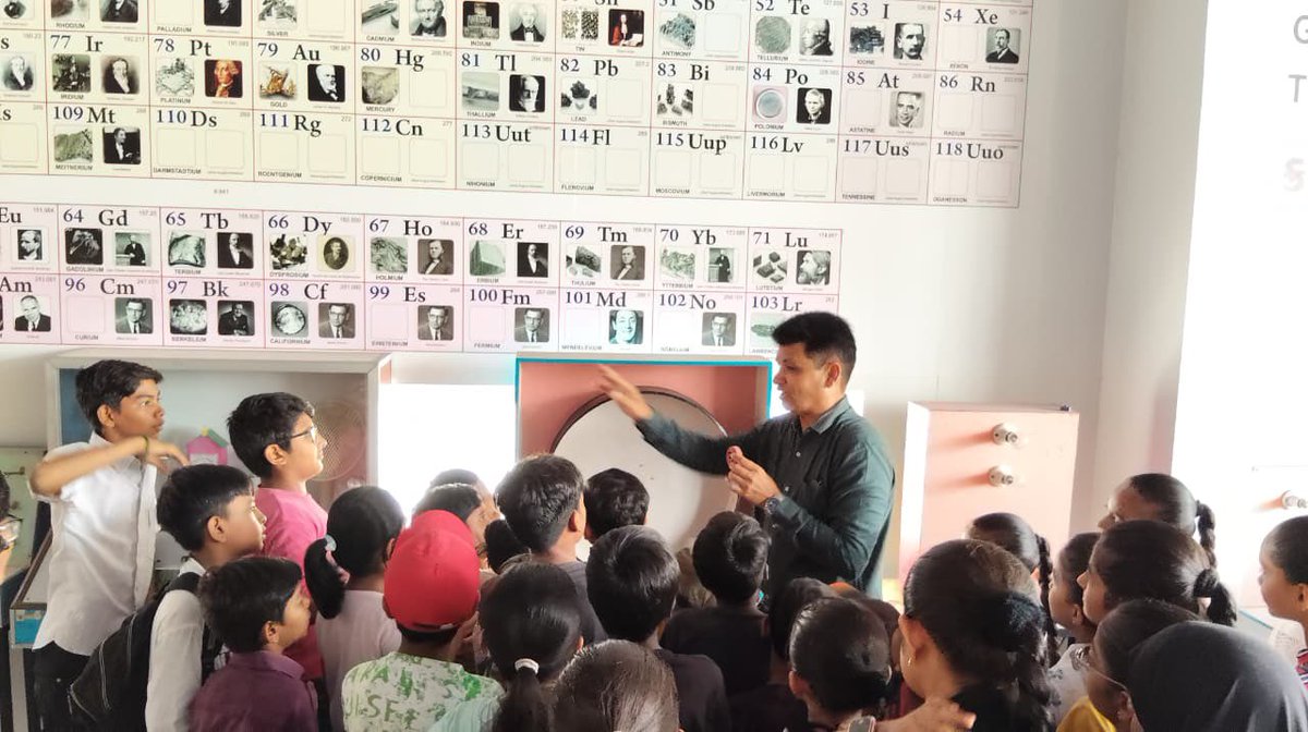 MDhrol's tweet photo. STEM ADVENTURE Vacation CAMP::
 Science working models demo in museum for 
35 students at csc dhrol today @IndiaDST @dstGujarat @arjunmodhwadia @EduMinOfGujarat @narottamsahoo @CollectorJamngr @dharmesh0506 https://t.co/DkjdspTn1K